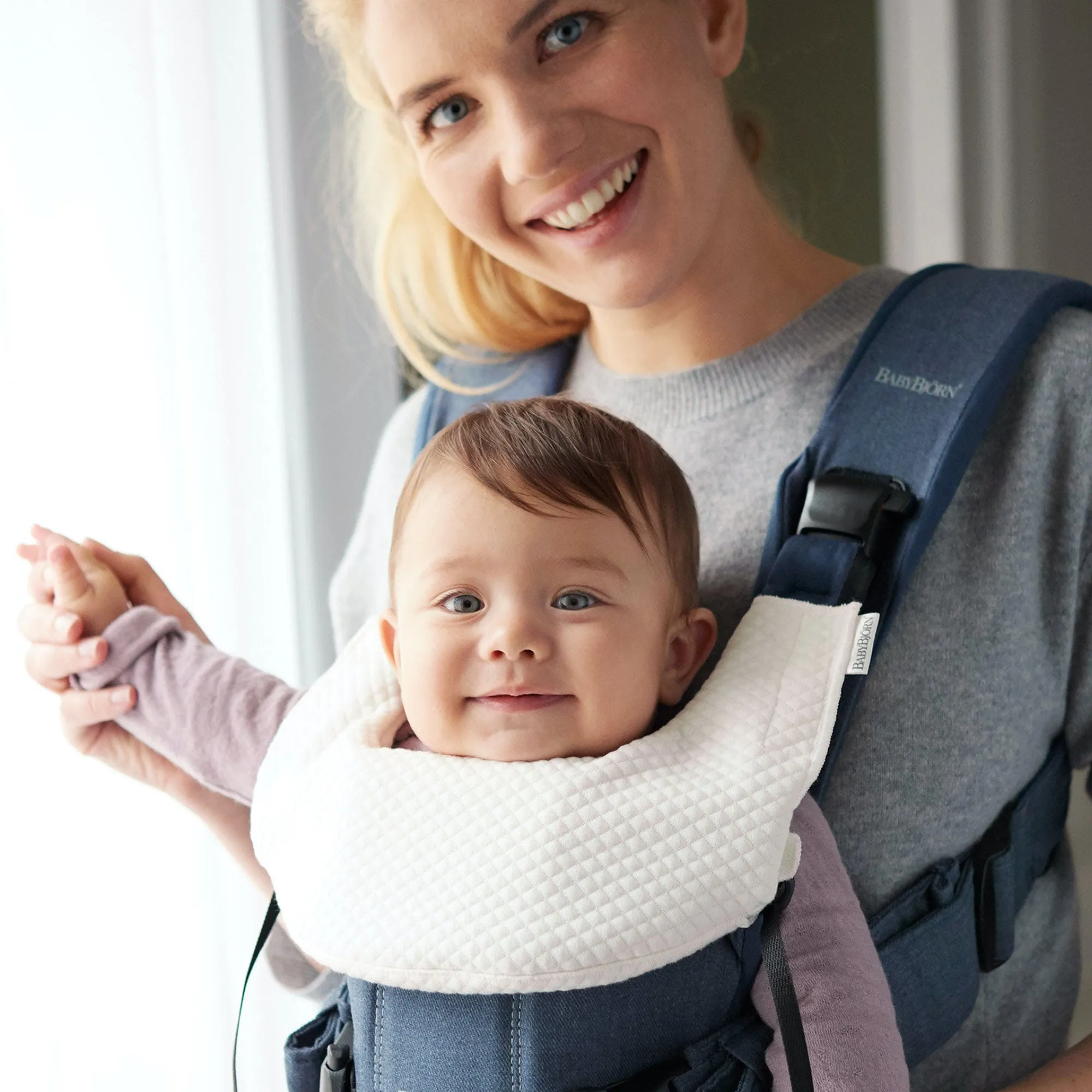 BabyBjorn Baby Carrier One Bib