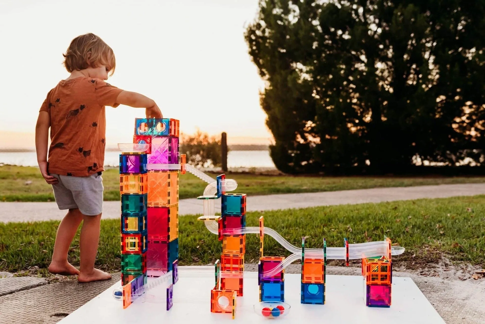 Connetix Rainbow Ball Run Pack – 92 Piece Set