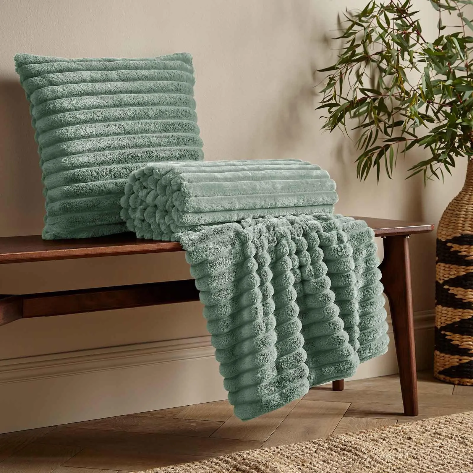 Cosy Ribbed Cushion Green