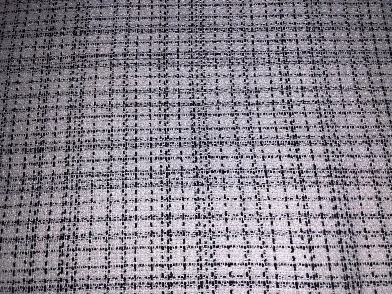 SUITING PLAIDS POLYESTER CREPE 58" BLACK AND WHITE [16892]